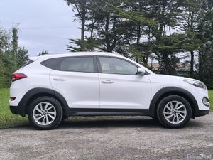 2017 Hyundai Tucson 1.7 CRDI Executive - Image 4