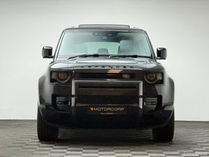 Land Rover Defender HSE X-DYNAMIC P300E *PAN ROOF* - Image 2