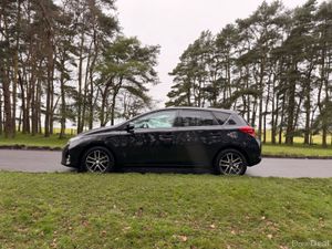 Toyota Auris 2015 1.4 Diesel - Image 4