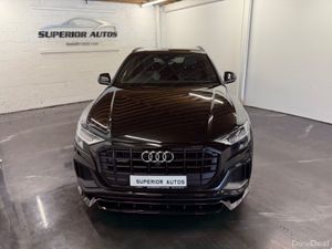 2022 Audi Q8 S-Line Black Edition 55TFSI E Quattro - Image 3