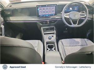 Volkswagen Tiguan EDITION75 2.0TDI DSG 150HP *Sunr - Image 4