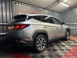 2021 212 Hyundai Tucson Diesel Executive Manual - Image 3