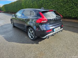Volvo V40 2014 1.6 D2 R DESIGN AUTOMATIC - Image 3