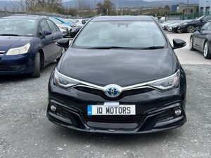 Toyota Auris 1.8L Automatic Petrol Hybrid Low Mile - Image 2