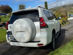 Toyota Land Cruiser 2018 prado 7 seater - Image 2