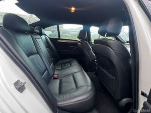 BMW 5-Series 2015 520D msport - Image 2
