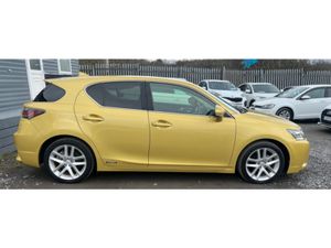 Lexus CT 1.8L Petrol-Hybrid Automatic  High spec L - Image 3