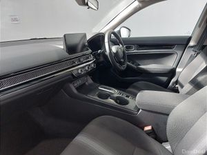 Honda Civic Hatchback Elegance - Image 2