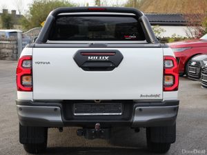 Hilux Invincible X *360 cameras* Rear heated seats - Image 4
