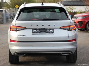 Kodiaq Sportline * DSG * 7 Seats *Sunroof - Image 4