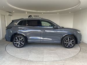 Volkswagen Tiguan 2024 - Image 4