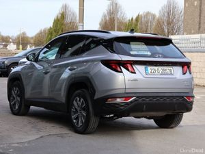 Hyundai Tucson 2WD Executive HEV Auto - Image 3