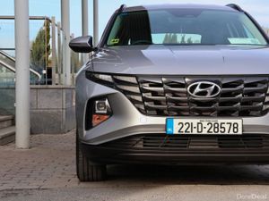 Hyundai Tucson 2WD Executive HEV Auto - Image 4