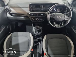 Hyundai i10 i10 Deluxe Plus Auto - Image 2