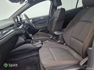 Ford Focus ST-LINE 1.0T AUTO**CALL ALAN ON 086-143 - Image 4