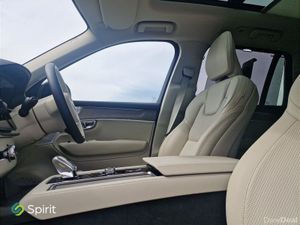 Volvo XC90 T8 Plug In Hybrid, AWD, Ultra (Dark The - Image 4