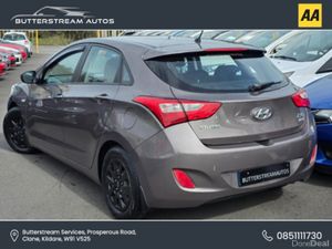 Hyundai i30 1.4 DIESEL CLASSIC - Image 4