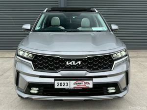 Kia Sorento K4 5DR AUTO ** HUGE SPEC 7 SEATER ** - Image 3