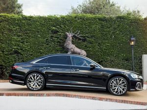 242 D Audi A8 luxury 60TFSI - Image 3