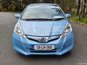 Honda Fit 2013 1.3 Hybrid Automatic - Image 2