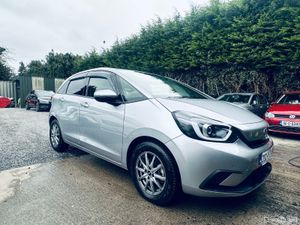 Honda Fit 2020 1.5 HYBRID AUTO  43000 K KM ONLY - Image 3