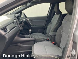 Renault Captur TCe 90 Techno - Image 4