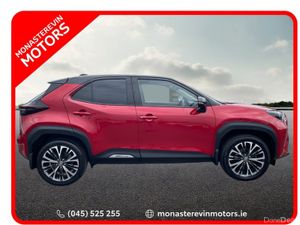 Toyota Yaris CR CROSS SOL 4DR AUTO - Image 3