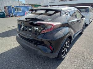 2017 Toyota CHR - Image 3