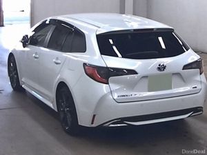 2023 Toyota Corolla Touring Hybrid Automatic - Image 4