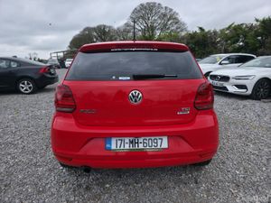 2017 Volkswagen Polo - Image 4
