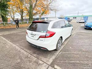 Honda Jade1.5 Hybrid Auto 6 SEATER 2015 - Image 4