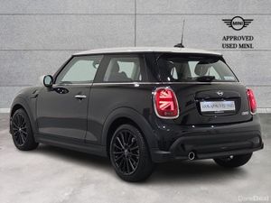 Mini Cooper Cooper Classic Auto - Image 3