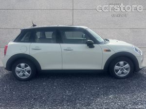 Mini Cooper 1.5 Auto - Image 2