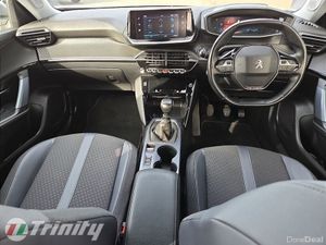 Peugeot 2008 ** 1.5 BLUEHDI 100BHP ALLURE ** TRINI - Image 2