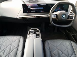 BMW iX xDrive40 Sport - Image 4