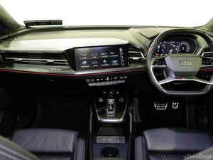 Audi Q4 e-tron *S/LINE 45 – BIGGER BATTERY* Q4 E-T - Image 4