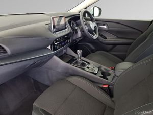 Nissan Qashqai 1.3 PET MILD HYBRID SV €3000 Scrapp - Image 3