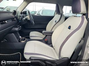 Mini Cooper 1.5 Petrol Cooper Classic Auto 2DR - Image 4