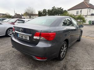 Toyota Avensis 2012 - Image 4