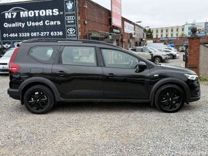 2023 Dacia Jogger 1.0 EXTREME SE 7 SEATER - Image 2