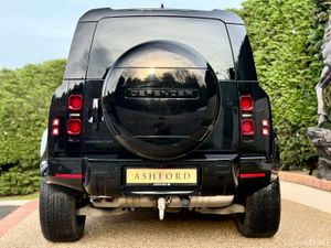 251 Land Rover Defender 3.0 diesel 3 seater vat - Image 4