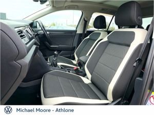 Volkswagen T-Roc 2.0 TDI 150bhp R-Line (SunRoof) - Image 4
