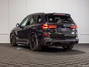 252 BMW X5 X-Drive 50e M-Sport - Image 4