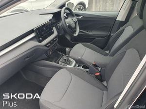 Skoda Fabia Selection 1.0MPi 80HP - Low Rate Finan - Image 4