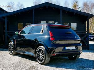 Renault 5 Iconic 52kWh 150BHP, HEATED STEERING WHE - Image 4