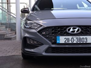 Hyundai i30 Petrol Deluxe NLine - Image 3