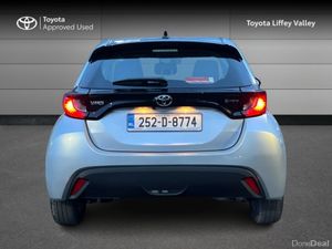 Toyota Yaris YARIS HYBRID 1.5 LUNA - Image 4