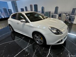 Alfa Romeo Giulietta 1.6 JTDM-2 105 bhp Exclusive - Image 3