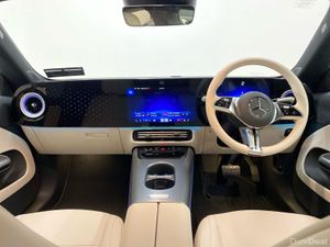 Mercedes-Benz CLA CLA 200 Progressive Line | Night - Image 4