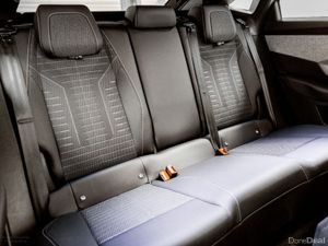 Peugeot 3008 Allure Hybrid Auto 145HP - Image 4